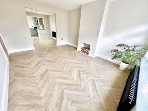 Lounge area- click for photo gallery